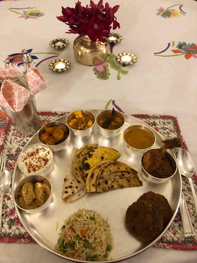 ホテル Barwara Kothi ジャイプール エクステリア 写真